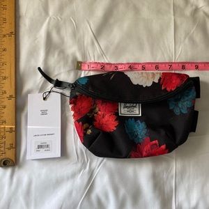 Hershel Fourteen Hip Pack